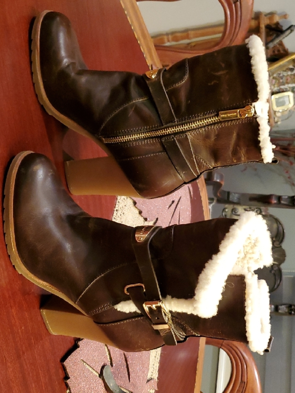 Michael Kors Women's Brown Leather Mid Calf 4in Heel Boots Shearling Distressed - Picture 9 of 15